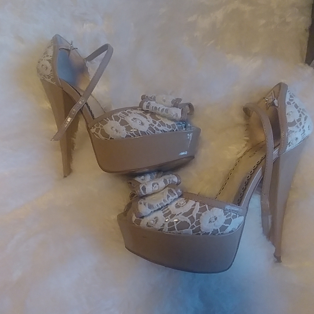 Bebe - Grace nude heels